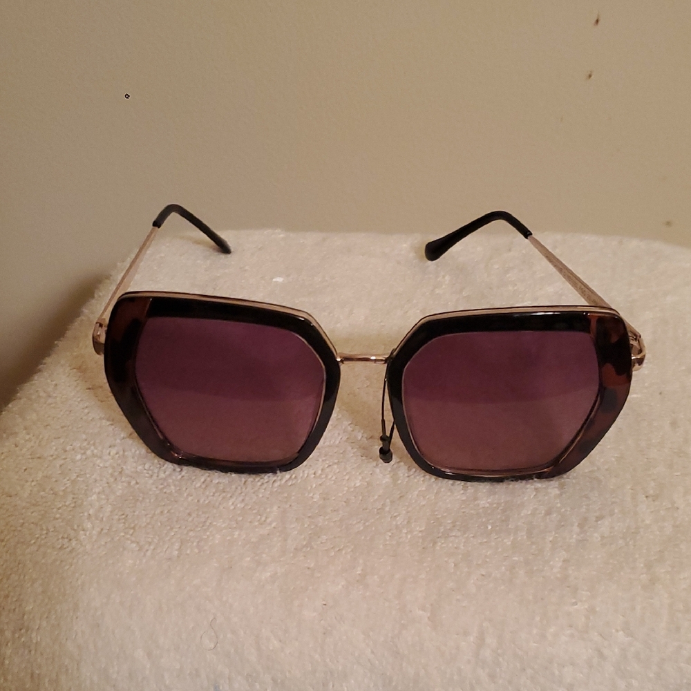 Purple Hexagonal Sunglasses